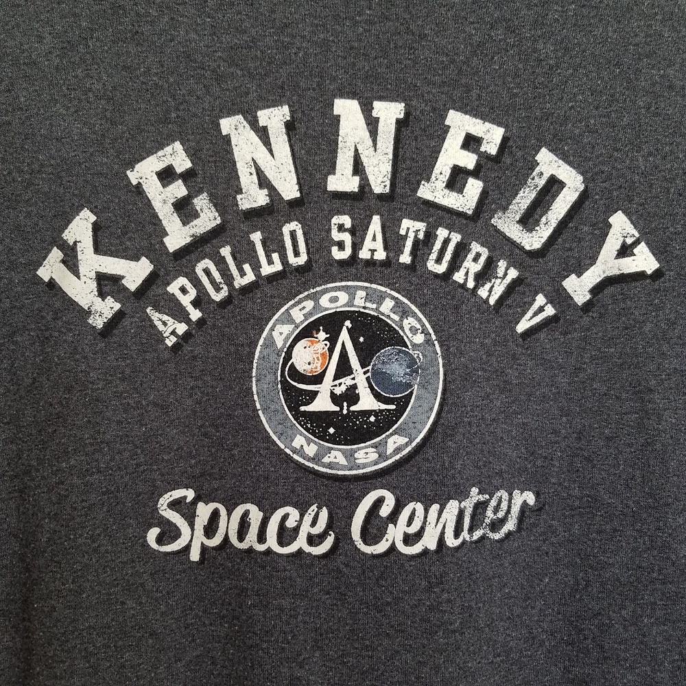 Kennedy Apollo Mens Tee Shirt size XL.